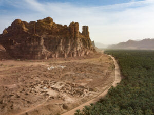 Vue générale de Dadan depuis le nord-ouest. ©Dadan Archaeological Project (CNRS/AFALULA/RCU). Photo X. Desormeau/J. Rohmer.